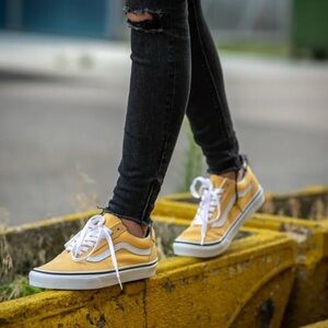 Vans Women's Flax Yellow Sneakers